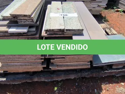 LOTE 198 - 01 LOTE COM RODAPÉS EM GRANITO TAMANHOS E CORES DIVERSAS (NO ESTADO, NÃO SABEMOS SE FUNCIONA. LEILÃO NÃO TEM GARANTIA E NEM DEVOLUÇÃO).