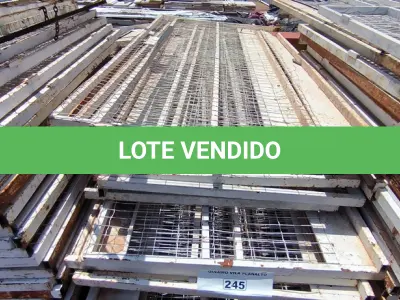 LOTE 245 - 01 LOTE COM GRADES EM FERRO NA COR BRANCA COM TELAS (NO ESTADO, NÃO SABEMOS SE FUNCIONA. LEILÃO NÃO TEM GARANTIA E NEM DEVOLUÇÃO).
