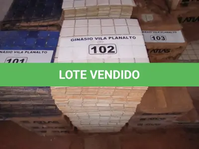LOTE 102 - 14 CAIXAS DE PASTILHA NA COR BRANCA (NO ESTADO, NÃO SABEMOS SE FUNCIONA. LEILÃO NÃO TEM GARANTIA E NEM DEVOLUÇÃO).