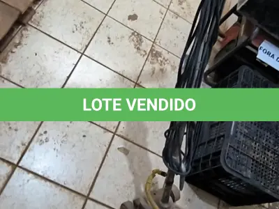 LOTE 322 - 01 ENCERADEIRA (NO ESTADO, NÃO SABEMOS SE FUNCIONA. LEILÃO NÃO TEM GARANTIA E NEM DEVOLUÇÃO).