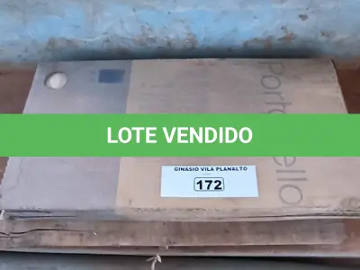 LOTE 172 - 04 CAIXAS DE PISO 60X1,20 (NO ESTADO, NÃO SABEMOS SE FUNCIONA. LEILÃO NÃO TEM GARANTIA E NEM DEVOLUÇÃO).