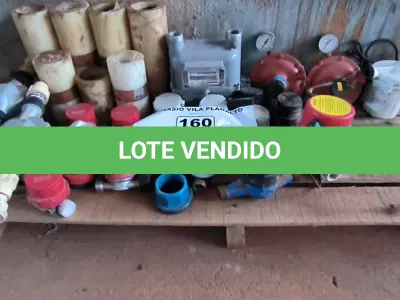 LOTE 160 - 01 LOTE COM HIDRÔMETROS E AQUECEDOR DE BANHEIRAS (NO ESTADO, NÃO SABEMOS SE FUNCIONA. LEILÃO NÃO TEM GARANTIA E NEM DEVOLUÇÃO).