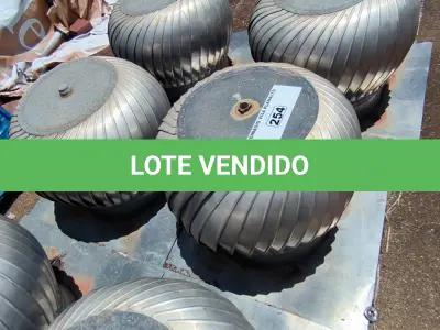 LOTE 254 - 02 EXAUSTORES PARA GALPÃO (NO ESTADO, NÃO SABEMOS SE FUNCIONA. LEILÃO NÃO TEM GARANTIA E NEM DEVOLUÇÃO).