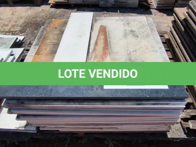 LOTE 204 - 01 LOTE COM RODAPÉS EM GRANITO TAMANHOS E CORES DIVERSAS (NO ESTADO, NÃO SABEMOS SE FUNCIONA. LEILÃO NÃO TEM GARANTIA E NEM DEVOLUÇÃO).