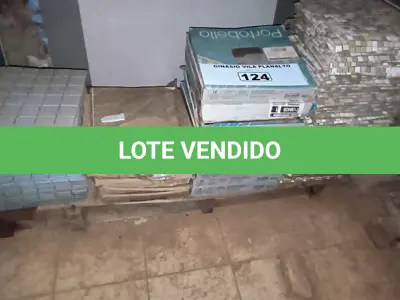 LOTE 124 - 01 LOTE COM PASTILHAS TAMANHOS E CORES DIVERSAS (NO ESTADO, NÃO SABEMOS SE FUNCIONA. LEILÃO NÃO TEM GARANTIA E NEM DEVOLUÇÃO).