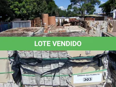 LOTE 303 - 01 PALETE COM REVESTIMENTO PORTOBELLO BASICA (NO ESTADO, NÃO SABEMOS SE FUNCIONA. LEILÃO NÃO TEM GARANTIA E NEM DEVOLUÇÃO).