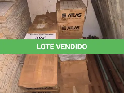 LOTE 103 - 19 CAIXAS DE PASTILHA NA COR BRANCA (NO ESTADO, NÃO SABEMOS SE FUNCIONA. LEILÃO NÃO TEM GARANTIA E NEM DEVOLUÇÃO).