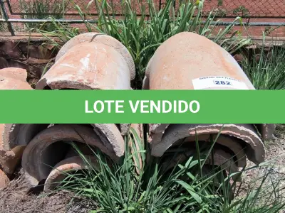 LOTE 282 - 10 MANILHAS EM CONCRETO MEIA CANA GRANDE (NO ESTADO, NÃO SABEMOS SE FUNCIONA. LEILÃO NÃO TEM GARANTIA E NEM DEVOLUÇÃO).
