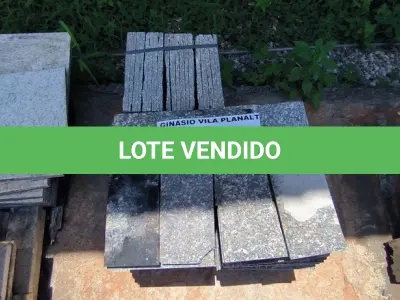 LOTE 212 - 01 LOTE COM PISOS DE PEDRA PEQUENOS (NO ESTADO, NÃO SABEMOS SE FUNCIONA. LEILÃO NÃO TEM GARANTIA E NEM DEVOLUÇÃO).
