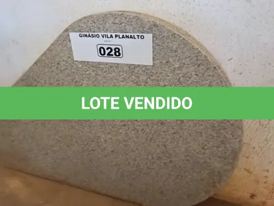 LOTE 028 - 04 PEDRAS NA COR CINZA (NO ESTADO, NÃO SABEMOS SE FUNCIONA. LEILÃO NÃO TEM GARANTIA E NEM DEVOLUÇÃO).