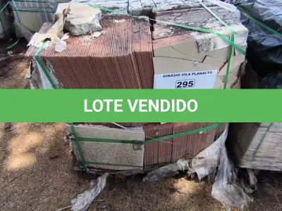 LOTE 295 - 01 PALETE COM REVESTIMENTO PORTOBELLO BASICA (NO ESTADO, NÃO SABEMOS SE FUNCIONA. LEILÃO NÃO TEM GARANTIA E NEM DEVOLUÇÃO).