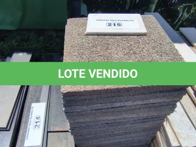 LOTE 215 - 01 LOTE COM PLACAS EM CONCRETO PARA PISO (NO ESTADO, NÃO SABEMOS SE FUNCIONA. LEILÃO NÃO TEM GARANTIA E NEM DEVOLUÇÃO).