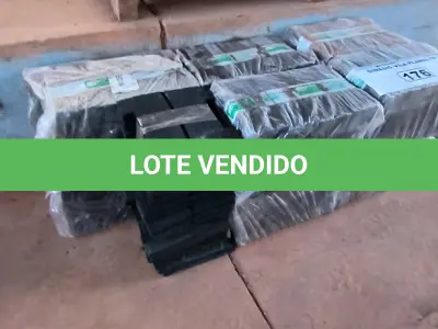 LOTE 176 - 01 LOTE COM PISOS EM BORRACHA (NO ESTADO, NÃO SABEMOS SE FUNCIONA. LEILÃO NÃO TEM GARANTIA E NEM DEVOLUÇÃO).