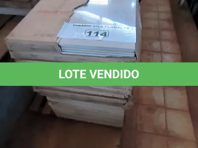 LOTE 114 - 01 LOTE COM REVESTIMENTO 50X50 ELIANE BIANCO (NO ESTADO, NÃO SABEMOS SE FUNCIONA. LEILÃO NÃO TEM GARANTIA E NEM DEVOLUÇÃO).