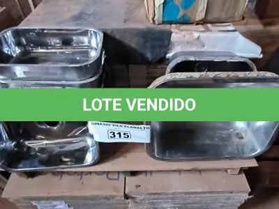 LOTE 315 - 01 LOTE COM CUBAS PARA PIAS E TANQUES EM INOX (NO ESTADO, NÃO SABEMOS SE FUNCIONA. LEILÃO NÃO TEM GARANTIA E NEM DEVOLUÇÃO).