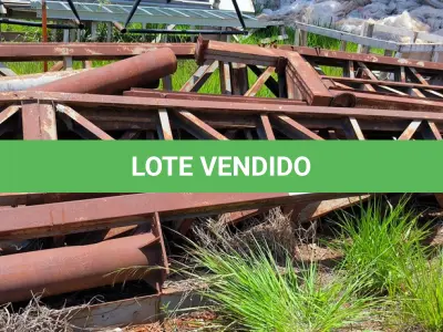 LOTE 276 - 01 LOTE COM TESOURAS PARA GALPÃO APROXIMADAMENTE 7 METROS (NO ESTADO, NÃO SABEMOS SE FUNCIONA. LEILÃO NÃO TEM GARANTIA E NEM DEVOLUÇÃO).