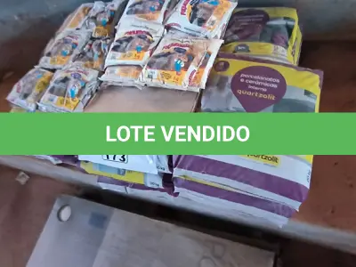 LOTE 173 - 01 LOTE COM REJUNTES E ARGAMASSA QUARTZOLIT (NO ESTADO, NÃO SABEMOS SE FUNCIONA. LEILÃO NÃO TEM GARANTIA E NEM DEVOLUÇÃO).