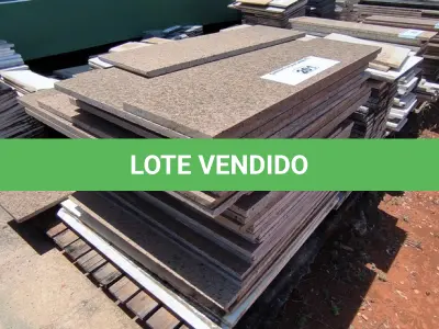 LOTE 201 - 01 LOTE COM RODAPÉS EM GRANITO TAMANHOS E CORES DIVERSAS (NO ESTADO, NÃO SABEMOS SE FUNCIONA. LEILÃO NÃO TEM GARANTIA E NEM DEVOLUÇÃO).
