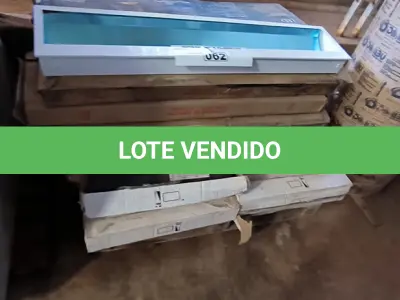 LOTE 062 - 01 LOTE COM LUMINÁRIAS DE EMBUTIR (NO ESTADO, NÃO SABEMOS SE FUNCIONA. LEILÃO NÃO TEM GARANTIA E NEM DEVOLUÇÃO).