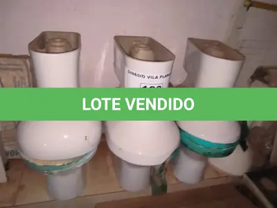 LOTE 123 - 07 VASOS SANITÁRIOS (NOVO) (NO ESTADO, NÃO SABEMOS SE FUNCIONA. LEILÃO NÃO TEM GARANTIA E NEM DEVOLUÇÃO).