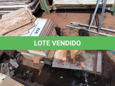 LOTE 312 - 01 LOTE COM REVESTIMENTOS DIVERSOS (NO ESTADO, NÃO SABEMOS SE FUNCIONA. LEILÃO NÃO TEM GARANTIA E NEM DEVOLUÇÃO).