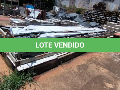LOTE 250 - 01 LOTE COM TESOURAS EM FERRO PARA GALPÃO APROXIMADAMENTE 7 METROS (NO ESTADO, NÃO SABEMOS SE FUNCIONA. LEILÃO NÃO TEM GARANTIA E NEM DEVOLUÇÃO).