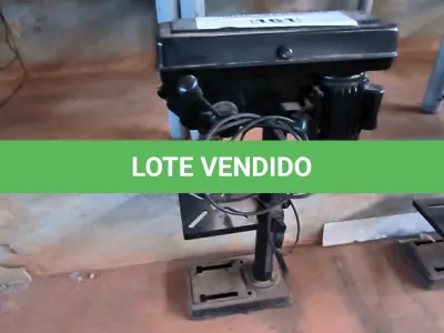LOTE 161 - 01 FURADEIRA DE BANCADA (NO ESTADO, NÃO SABEMOS SE FUNCIONA. LEILÃO NÃO TEM GARANTIA E NEM DEVOLUÇÃO).