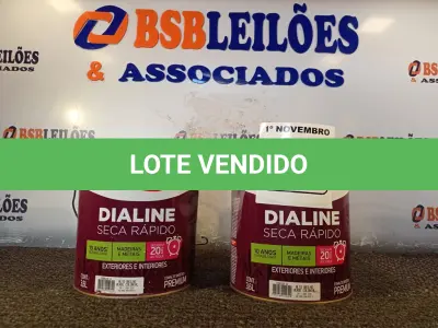 LOTE 145 - 02 GALÕES DE ESMALTE SINTÉTICO IQUINE DIALINE 3,6L NAS CORES ALTO BRILHO VERDE COLONIAL. (NO ESTADO) ATENÇÃO! FAZER A VISITAÇÃO ANTES DE ARREMATAR, NÃO SABEMOS SE FUNCIONA. LEILÃO NÃO TEM GARANTIA E NEM DEVOLUÇÃO, SUJEITO A POSSÍVEIS AVARIAS VISÍVEIS/OCULTAS E/OU AUSÊNCIA DE COMPONENTES.