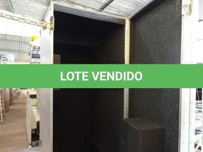 LOTE 300 - 01 CASE GRANDE EM ALUMÍNIO. (NO ESTADO) ATENÇÃO! FAZER A VISITAÇÃO ANTES DE ARREMATAR, NÃO SABEMOS SE FUNCIONA. LEILÃO NÃO TEM GARANTIA E NEM DEVOLUÇÃO, SUJEITO A POSSÍVEIS AVARIAS VISÍVEIS/OCULTAS E/OU AUSÊNCIA DE COMPONENTES.
