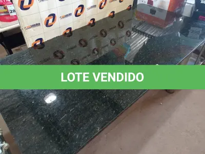 LOTE 310 - 01 MESA COM BASE DE AÇO ESCOVADO E TAMPO EM MÁRMORE 1.80M X 0.80CM. (NO ESTADO) ATENÇÃO! FAZER A VISITAÇÃO ANTES DE ARREMATAR, NÃO SABEMOS SE FUNCIONA. LEILÃO NÃO TEM GARANTIA E NEM DEVOLUÇÃO, SUJEITO A POSSÍVEIS AVARIAS VISÍVEIS/OCULTAS E/OU AUSÊNCIA DE COMPONENTES.
