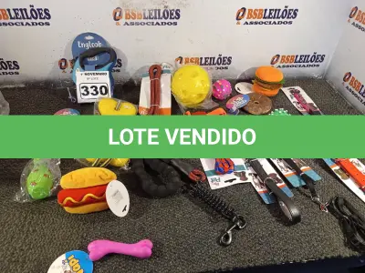 LOTE 330 - 01 KIT DE ACESSÓRIOS PARA PET. (NO ESTADO) ATENÇÃO! FAZER A VISITAÇÃO ANTES DE ARREMATAR, NÃO SABEMOS SE FUNCIONA. LEILÃO NÃO TEM GARANTIA E NEM DEVOLUÇÃO, SUJEITO A POSSÍVEIS AVARIAS VISÍVEIS/OCULTAS E/OU AUSÊNCIA DE COMPONENTES.