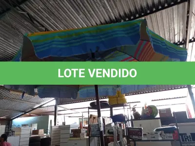 LOTE 288 - 01 GUARDA SOL. (NO ESTADO) ATENÇÃO! FAZER A VISITAÇÃO ANTES DE ARREMATAR, NÃO SABEMOS SE FUNCIONA. LEILÃO NÃO TEM GARANTIA E NEM DEVOLUÇÃO, SUJEITO A POSSÍVEIS AVARIAS VISÍVEIS/OCULTAS E/OU AUSÊNCIA DE COMPONENTES.