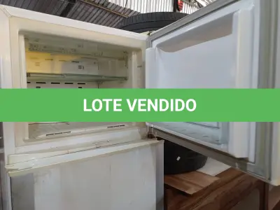 LOTE 124 - 01 GELADEIRA MARCA BRASTEMP 220V. (NO ESTADO) ATENÇÃO! FAZER A VISITAÇÃO ANTES DE ARREMATAR, NÃO SABEMOS SE FUNCIONA. LEILÃO NÃO TEM GARANTIA E NEM DEVOLUÇÃO, SUJEITO A POSSÍVEIS AVARIAS VISÍVEIS/OCULTAS E/OU AUSÊNCIA DE COMPONENTES.