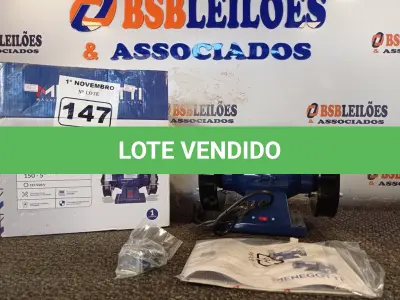 LOTE 147 - 01 MOTO ESMERIL 150/5”. (NO ESTADO) ATENÇÃO! FAZER A VISITAÇÃO ANTES DE ARREMATAR, NÃO SABEMOS SE FUNCIONA. LEILÃO NÃO TEM GARANTIA E NEM DEVOLUÇÃO, SUJEITO A POSSÍVEIS AVARIAS VISÍVEIS/OCULTAS E/OU AUSÊNCIA DE COMPONENTES.