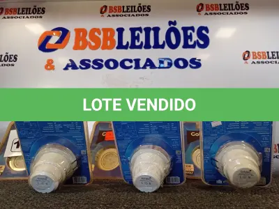 LOTE 119 - 06 SPOT COMPLETO 6W LED REDONDO 3000K GOLDEN. (NO ESTADO) ATENÇÃO! FAZER A VISITAÇÃO ANTES DE ARREMATAR, NÃO SABEMOS SE FUNCIONA. LEILÃO NÃO TEM GARANTIA E NEM DEVOLUÇÃO, SUJEITO A POSSÍVEIS AVARIAS VISÍVEIS/OCULTAS E/OU AUSÊNCIA DE COMPONENTES.