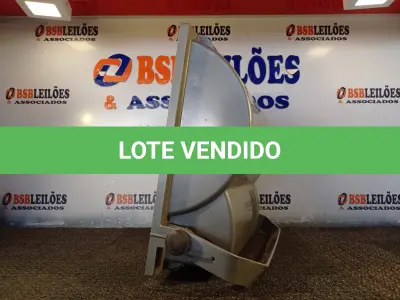 LOTE 138 - 01 PROJETOR SIMÉTRICO PHILIPS 400W. (NO ESTADO) ATENÇÃO! FAZER A VISITAÇÃO ANTES DE ARREMATAR, NÃO SABEMOS SE FUNCIONA. LEILÃO NÃO TEM GARANTIA E NEM DEVOLUÇÃO, SUJEITO A POSSÍVEIS AVARIAS VISÍVEIS/OCULTAS E/OU AUSÊNCIA DE COMPONENTES.