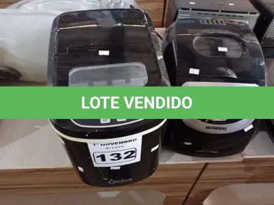 LOTE 132 - 01 MÁQUINA DE FAZER GELO E 01 PANIFICADORA INCOMPLETA. (NO ESTADO) ATENÇÃO! FAZER A VISITAÇÃO ANTES DE ARREMATAR, NÃO SABEMOS SE FUNCIONA. LEILÃO NÃO TEM GARANTIA E NEM DEVOLUÇÃO, SUJEITO A POSSÍVEIS AVARIAS VISÍVEIS/OCULTAS E/OU AUSÊNCIA DE COMPONENTES.