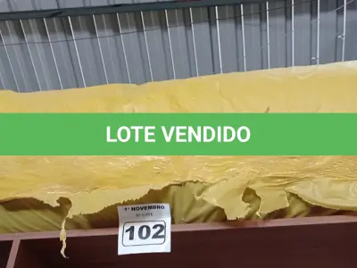 LOTE 102 - 01 ROLO DE LÃ DE VIDRO. (NO ESTADO) ATENÇÃO! FAZER A VISITAÇÃO ANTES DE ARREMATAR, NÃO SABEMOS SE FUNCIONA. LEILÃO NÃO TEM GARANTIA E NEM DEVOLUÇÃO, SUJEITO A POSSÍVEIS AVARIAS VISÍVEIS/OCULTAS E/OU AUSÊNCIA DE COMPONENTES.