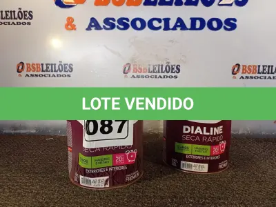 LOTE 087 - 02 GALÕES DE ESMALTE SINTÉTICO IQUINE DIALINE 3,6L NAS CORES ALTO BRILHO VERDE COLONIAL. (NO ESTADO) ATENÇÃO! FAZER A VISITAÇÃO ANTES DE ARREMATAR, NÃO SABEMOS SE FUNCIONA. LEILÃO NÃO TEM GARANTIA E NEM DEVOLUÇÃO, SUJEITO A POSSÍVEIS AVARIAS VISÍVEIS/OCULTAS E/OU AUSÊNCIA DE COMPONENTES.