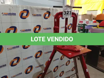 LOTE 323 - 01 MORSA PARA TRAVAMENTO DE TUBOS. (NO ESTADO) ATENÇÃO! FAZER A VISITAÇÃO ANTES DE ARREMATAR, NÃO SABEMOS SE FUNCIONA. LEILÃO NÃO TEM GARANTIA E NEM DEVOLUÇÃO, SUJEITO A POSSÍVEIS AVARIAS VISÍVEIS/OCULTAS E/OU AUSÊNCIA DE COMPONENTES.