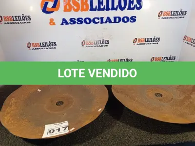 LOTE 017 - 02 DISCOS DE ARADO. (NO ESTADO) ATENÇÃO! FAZER A VISITAÇÃO ANTES DE ARREMATAR, NÃO SABEMOS SE FUNCIONA. LEILÃO NÃO TEM GARANTIA E NEM DEVOLUÇÃO, SUJEITO A POSSÍVEIS AVARIAS VISÍVEIS/OCULTAS E/OU AUSÊNCIA DE COMPONENTES.