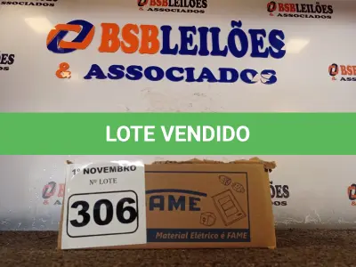 LOTE 306 - 01 LOTE COM APROXIMADAMENTE 80 LÂMPADAS DICROICA 1W 220V. (NO ESTADO) ATENÇÃO! FAZER A VISITAÇÃO ANTES DE ARREMATAR, NÃO SABEMOS SE FUNCIONA. LEILÃO NÃO TEM GARANTIA E NEM DEVOLUÇÃO, SUJEITO A POSSÍVEIS AVARIAS VISÍVEIS/OCULTAS E/OU AUSÊNCIA DE COMPONENTES.