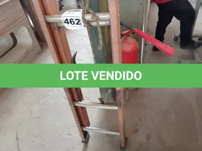 LOTE 462 - 01 ESCADA EM FIBRA DE VIDRO 7,8M. (NO ESTADO) ATENÇÃO! FAZER A VISITAÇÃO ANTES DE ARREMATAR, NÃO SABEMOS SE FUNCIONA. LEILÃO NÃO TEM GARANTIA E NEM DEVOLUÇÃO, SUJEITO A POSSÍVEIS AVARIAS VISÍVEIS/OCULTAS E/OU AUSÊNCIA DE COMPONENTES.