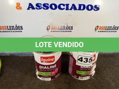 LOTE 435 - 02 GALÕES DE ESMALTE SINTÉTICO IQUINE DIALINE 3,6L NAS CORES ALTO BRILHO VERDE COLONIAL. (NO ESTADO) ATENÇÃO! FAZER A VISITAÇÃO ANTES DE ARREMATAR, NÃO SABEMOS SE FUNCIONA. LEILÃO NÃO TEM GARANTIA E NEM DEVOLUÇÃO, SUJEITO A POSSÍVEIS AVARIAS VISÍVEIS/OCULTAS E/OU AUSÊNCIA DE COMPONENTES.