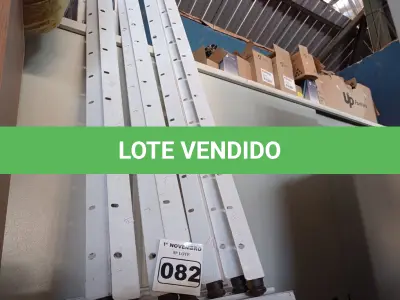 LOTE 082 - 07 LATERAIS E 08 BANDEJAS DE PRATELEIRAS EM AÇO. (NO ESTADO) ATENÇÃO! FAZER A VISITAÇÃO ANTES DE ARREMATAR, NÃO SABEMOS SE FUNCIONA. LEILÃO NÃO TEM GARANTIA E NEM DEVOLUÇÃO, SUJEITO A POSSÍVEIS AVARIAS VISÍVEIS/OCULTAS E/OU AUSÊNCIA DE COMPONENTES.