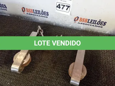 LOTE 477 - 03 GANCHEIRA COM ROLDANAS EM AÇO INOX. (NO ESTADO) ATENÇÃO! FAZER A VISITAÇÃO ANTES DE ARREMATAR, NÃO SABEMOS SE FUNCIONA. LEILÃO NÃO TEM GARANTIA E NEM DEVOLUÇÃO, SUJEITO A POSSÍVEIS AVARIAS VISÍVEIS/OCULTAS E/OU AUSÊNCIA DE COMPONENTES.