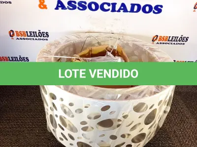LOTE 442 - 01 PENDENTE TWICE 3420. (NO ESTADO) ATENÇÃO! FAZER A VISITAÇÃO ANTES DE ARREMATAR, NÃO SABEMOS SE FUNCIONA. LEILÃO NÃO TEM GARANTIA E NEM DEVOLUÇÃO, SUJEITO A POSSÍVEIS AVARIAS VISÍVEIS/OCULTAS E/OU AUSÊNCIA DE COMPONENTES.