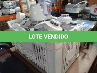 LOTE 214 - 01 LOTE COM GRANDE QUANTIDADE DETECTORES DE FUMAÇA. (NO ESTADO) ATENÇÃO! FAZER A VISITAÇÃO ANTES DE ARREMATAR, NÃO SABEMOS SE FUNCIONA. LEILÃO NÃO TEM GARANTIA E NEM DEVOLUÇÃO, SUJEITO A POSSÍVEIS AVARIAS VISÍVEIS/OCULTAS E/OU AUSÊNCIA DE COMPONENTES.