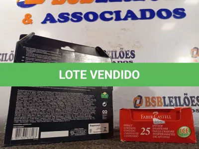 LOTE 043 - 01 CAIXA COM 100 UNIDADES DE ECO LÁPIS E 25 APONTADORES FABER CASTEL. (NO ESTADO) ATENÇÃO! FAZER A VISITAÇÃO ANTES DE ARREMATAR, NÃO SABEMOS SE FUNCIONA. LEILÃO NÃO TEM GARANTIA E NEM DEVOLUÇÃO, SUJEITO A POSSÍVEIS AVARIAS VISÍVEIS/OCULTAS E/OU AUSÊNCIA DE COMPONENTES.
