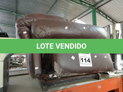 LOTE 114 - 01 POLTRONA DO PAPAI. (NO ESTADO) ATENÇÃO! FAZER A VISITAÇÃO ANTES DE ARREMATAR, NÃO SABEMOS SE FUNCIONA. LEILÃO NÃO TEM GARANTIA E NEM DEVOLUÇÃO, SUJEITO A POSSÍVEIS AVARIAS VISÍVEIS/OCULTAS E/OU AUSÊNCIA DE COMPONENTES.